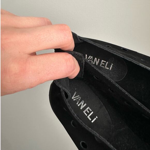 VANELi Black Cut- Out Suede Sandals Size 8.5 - Picture 2 of 11